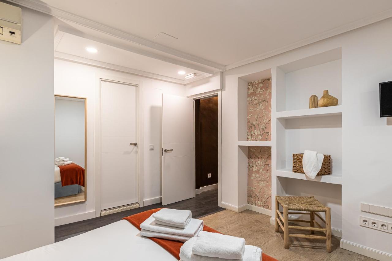 Queens Plaza Mayor I Madrid Bagian luar foto